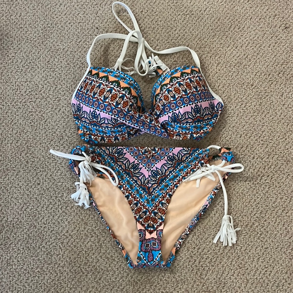 Jessica Simpson Tribal Print Tassel Bikini set